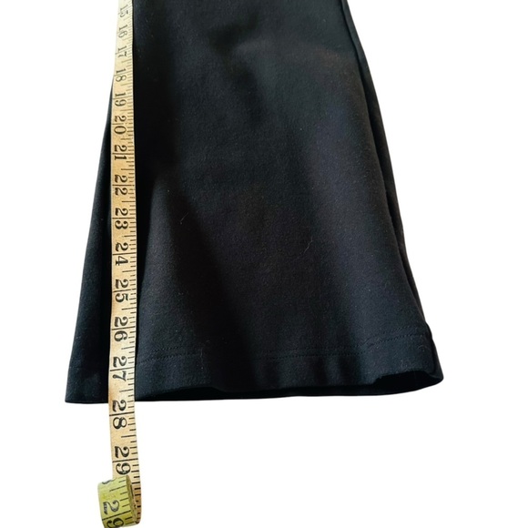 UNIVERSAL STANDARD BLACK SIGNATURE PONTE PANTS SIZE 10/12 - Picture 15 of 16
